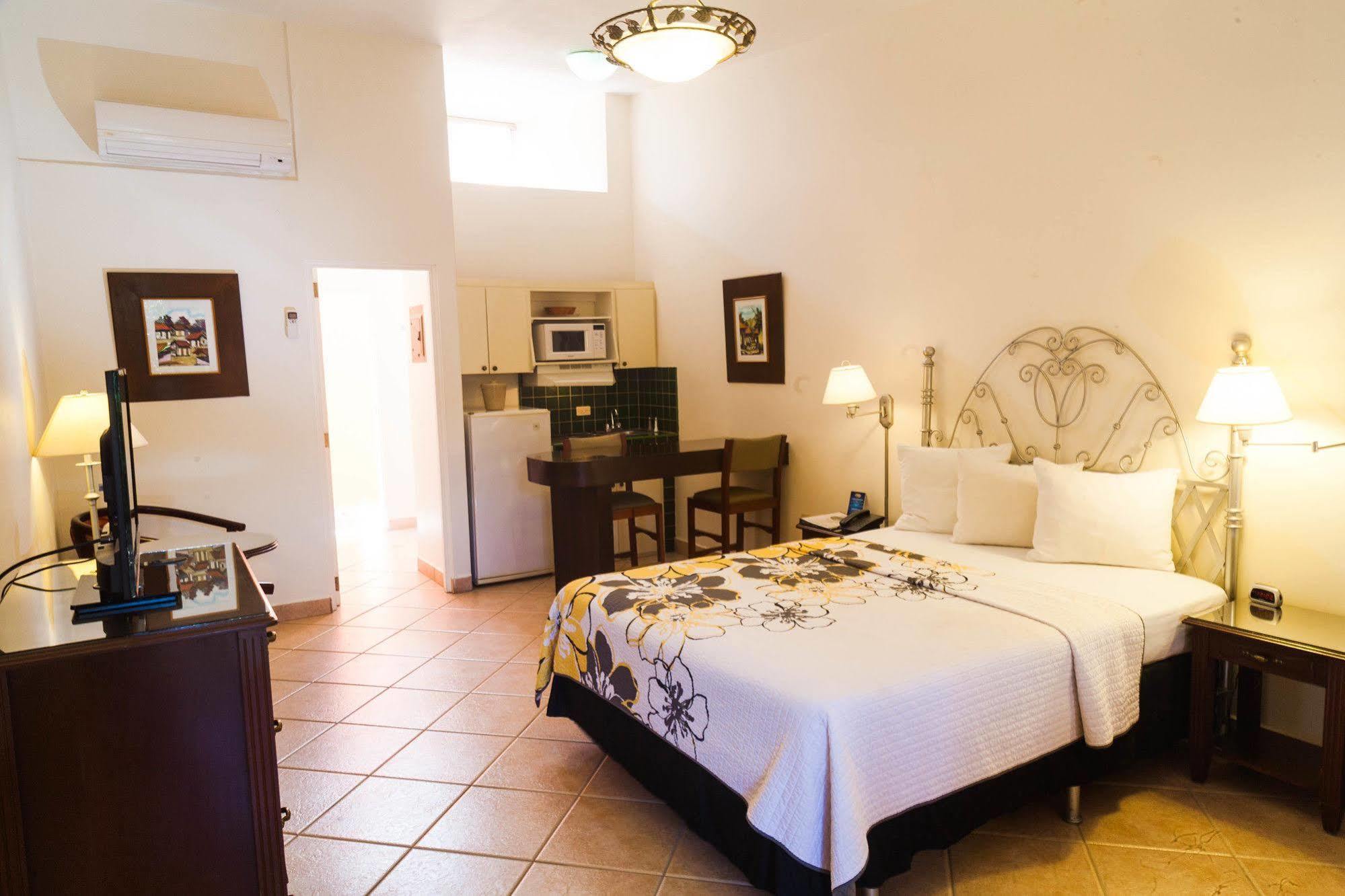Hotel El Almendro Managua Extérieur photo